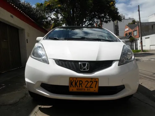 Honda Fit I-vtec At Fe 2011