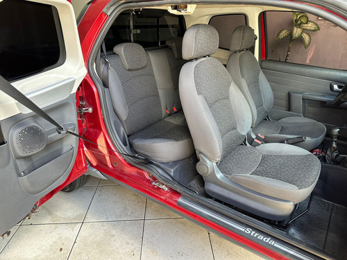 Fiat Strada 1.6 16v Trekking Cab. Dupla Locker Flex 3p