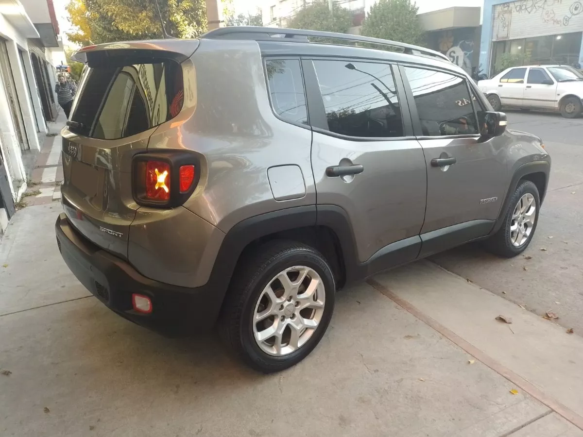 Jeep Renegade 1.8L SPORT