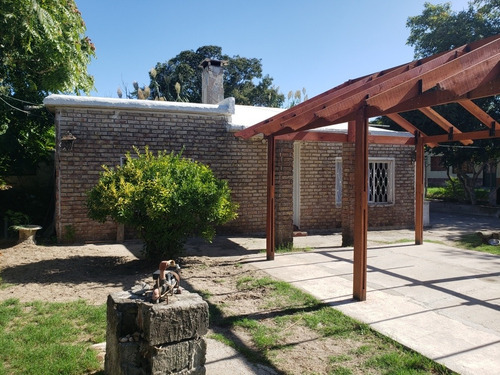 Imagen 2 de 30 de Venta De Tres Casas En Solymar Padrón Único