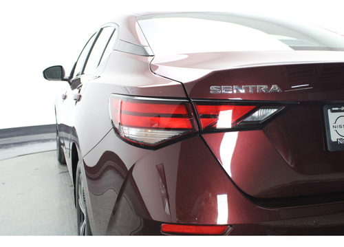 Nissan Sentra 2.0 Advance Mt