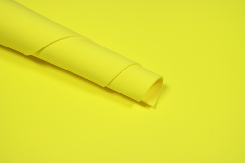 Imagen 2 de 6 de Goma Eva Fluo De 60 X 40 Cm Espesor 2mm Por 10 Planchas