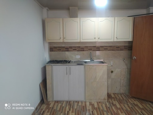 Imagen 2 de 8 de Apartaestudio En Venta La Carola 2790-25105