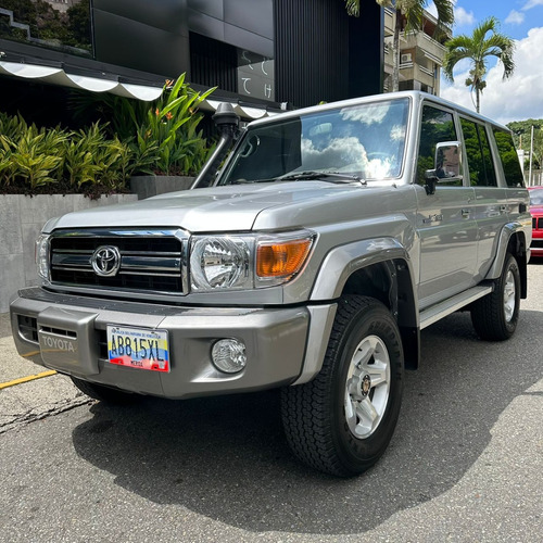 Toyota Land Cruiser Machito Lx 2023