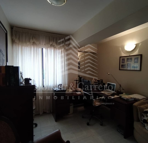 En Venta Apartamento En Av Las Americas, Resd. Albricias, Merida, Codigo: B&c0-278, Abril2025