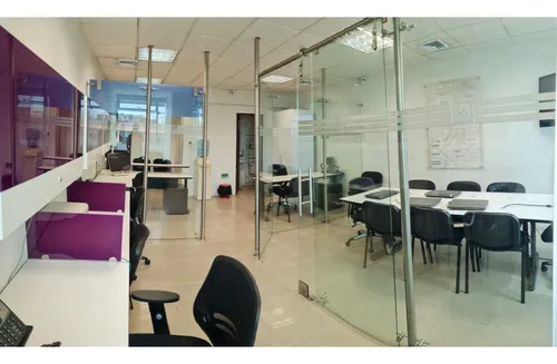 Oficina Amoblada En El Centro Empresarial Chipichape