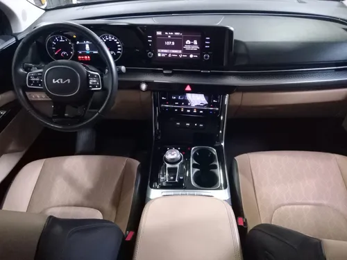 Kia Carnival Zenith At 3.5 4x2