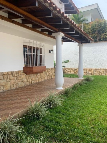 Imagen 5 de 19 de Vendo Casa 700m2 6h/6b/4p La Lagunita 9039