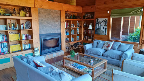 Casa Con Linda Playa En Lago Panguipulli