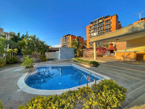 Imagen 2 de 20 de Re/max. Iris Hernandez . Townhouse (250m2). Piedras Pintadas. Valencia. Codigo 136400
