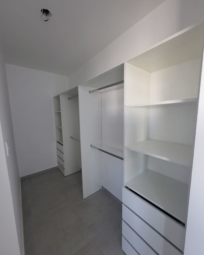 Imagen 13 de 28 de Claros Del Bosque / Village, Duplex De 3 Dormitorios, Escritorio, Pileta, Asador