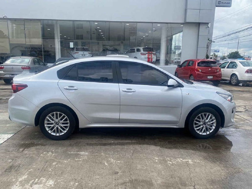Imagen 2 de 15 de Kia Kia Rio Sedan 2019 4p Lx, 1.6 L Mpi Tm6, Ve, Ba, Bl, Ra