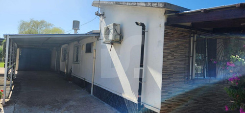 Hermosa Casa Con Piscina