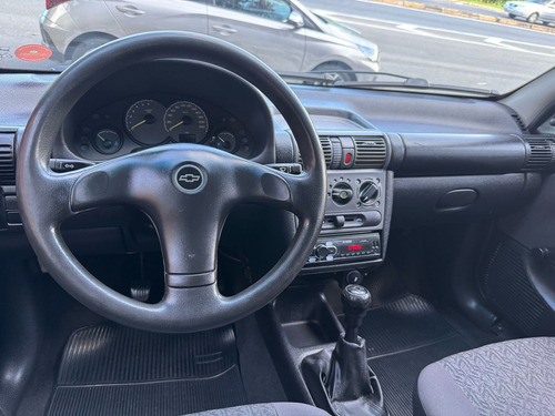Chevrolet Corsa Classic 1.0 Life Flex Power 4p