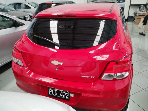 Imagen 25 de 25 de Chevrolet Onix Lt Con Gnc 2015, Concesionario Oficial Lp