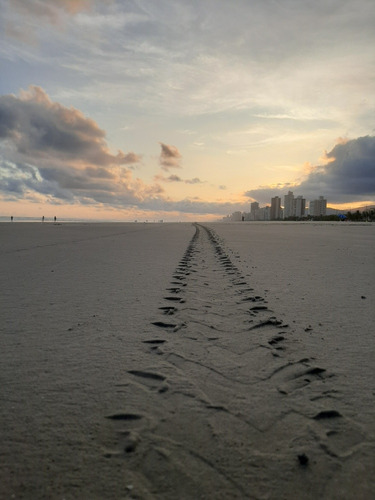 Apto Na Praia Grande.