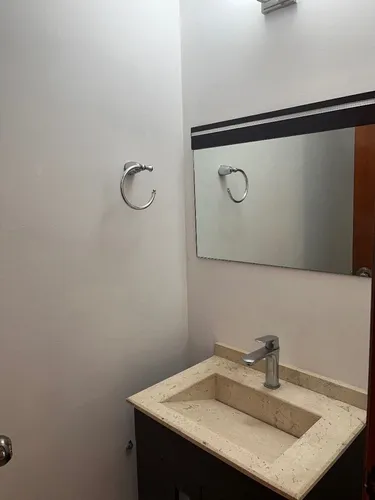 Se Vende Casa En Lomas De Vistahermosa