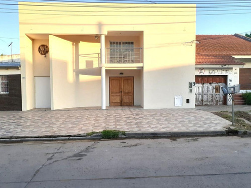 Imagen 2 de 29 de Rebajado De Valor - Vendo Gran Local Comercial / Salón Usos Mult. 310 M2 Cub. - Marcos Paz Centro