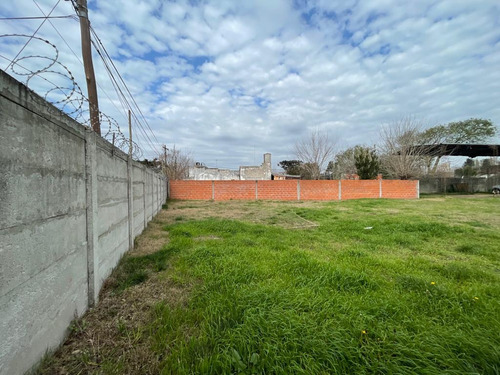 Venta- Lote Bario Lanusse- Lujan