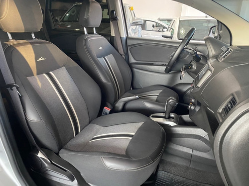 Imagem 4 de 15 de Chevrolet Spin 1.8 Activ 8v 2016