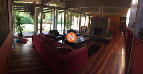 Casa En Barrio Cerrado- Ref: 217056