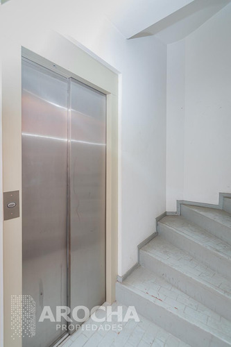 Venta Edificio En Block Paraguay 1300