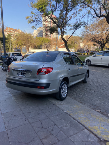 Peugeot 207 1.4 Sedan Xr