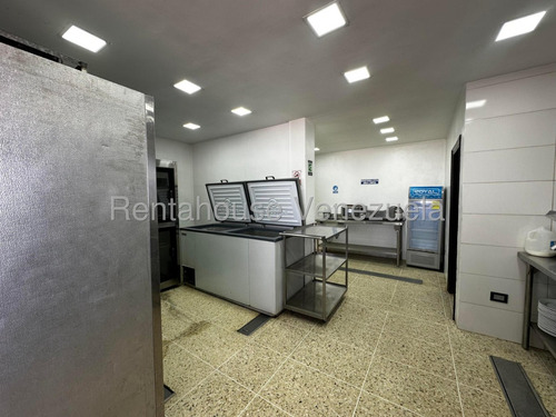Dalisa Bigott Ofrece Exclusivo Restaurante Con Vista Panorámica | 7,186 M² | 6 Baños | Totalmente Equipado | #25-18617
