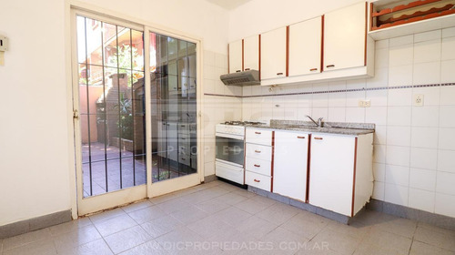 Imagen 5 de 23 de Duplex 3 Ambientes Venta Con Patio Toilette Y Play En Olivos