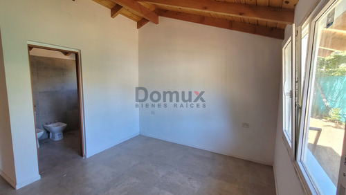 Casa En Venta Barrio Nahuel Malal Km 12- 3 Dormitorios - A Estrenar