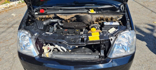 Imagem 8 de 12 de Meriva Premium 1.8 Easytronic 2009