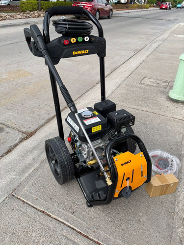 Hidrolavadora A Gasolina Dewalt 4200 Psi Motor Honda Ocre (Usado)