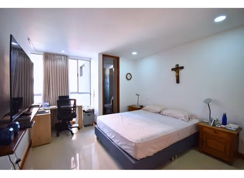 Se Vende Apartamento En El Primer Parque De Laureles