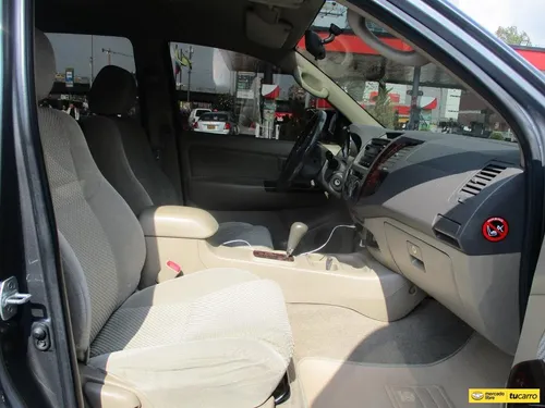 Toyota Fortuner Sr5 4x2 2700cc At Aa