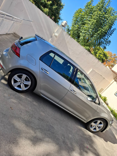 Volkswagen Golf 1.6 Trendline