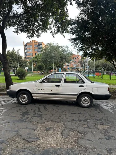 Nissan Sentra 1.6 B13 Super Saloon