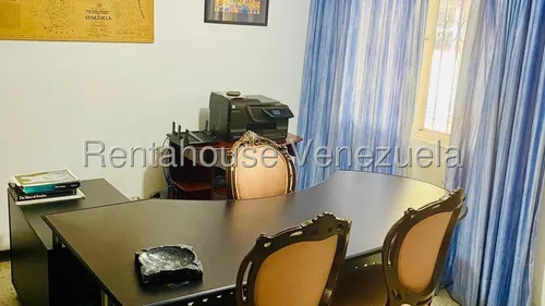 Casas En Venta Mls #25-12062