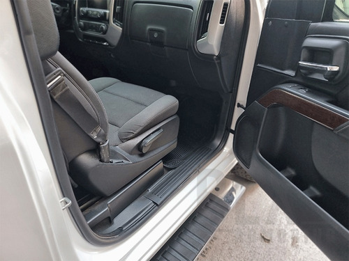 GMC Sierra 5.4 Cabina Regular Sle 4x4 At