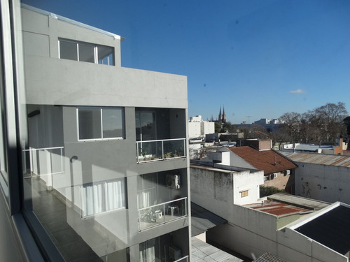 1 Ambiente Con Cochera A Estrenar