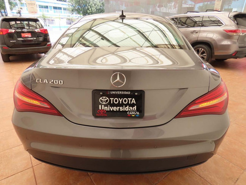 Imagen 4 de 9 de Mercedes Benz Cla 200 Sport 2019 Gris