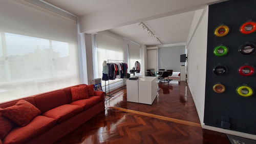 Venta De Oficina Monserrat Reciclada Toda Exterior