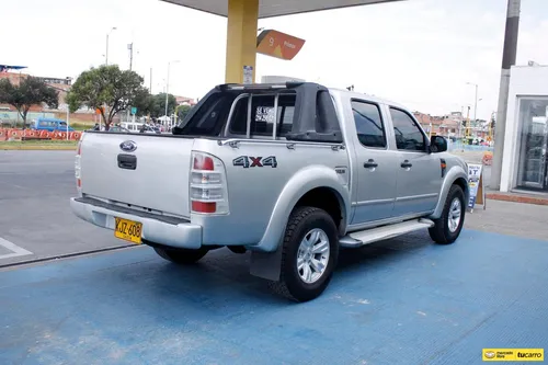 Ford Ranger 2.6 4x4 2011