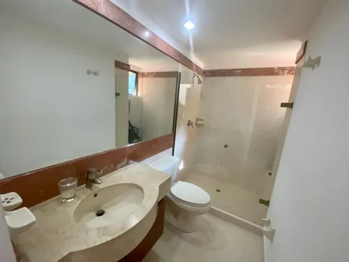 Casa En Venta En El Poblado, Loma De Los Balsos. Cod V10402