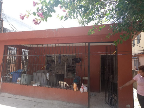 Imagen 1 de 5 de Casa En Residencial Sol De Luz, Santo Domingo Norte.