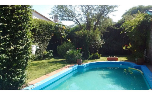 Imagen 26 de 30 de Venta Casa Sobre Av. Donato Alvarez-3 Dorm.-2 Baños-patio-pileta-villa Allende-córdoba-argentina