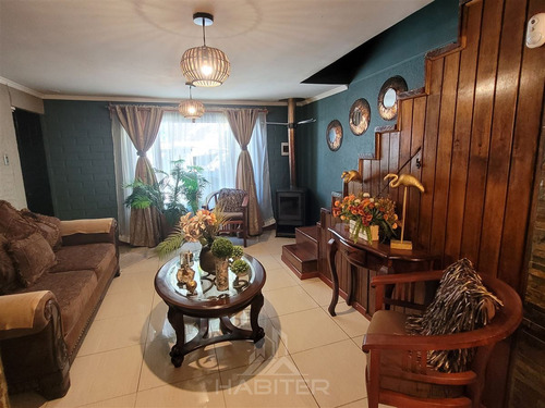 Cómoda Casa De Estilo Mediterráneo, 5 Dorm 2 Baños. Curicó.