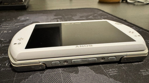 Sony Psp Go 16gb Standard Color Blanco Blanco