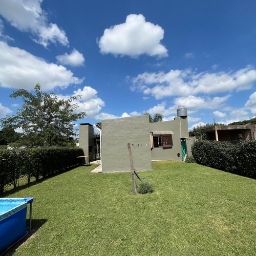Casa En Cercanías Al Parque Municipal - Lobos
