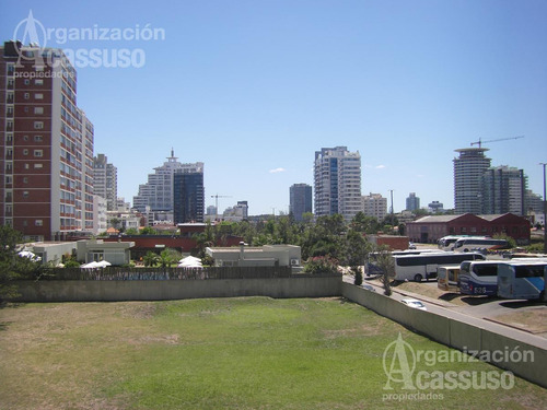 Punta Del Este - Hotel / Posada Venta Usd 1.500.000