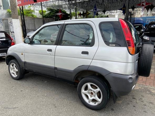 Imagem 5 de 12 de Terios 1.3 Completo + 4x4 + Multimídia